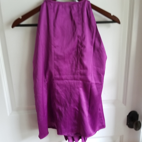 NWOT Fumblin Foe Dramatic Ruffle Top - Picture 3 of 3